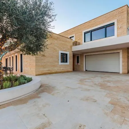 아파트 New And Modern Holiday Stunning Villa Durrës