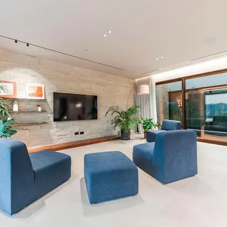 New And Modern Holiday Stunning Villa Durrës