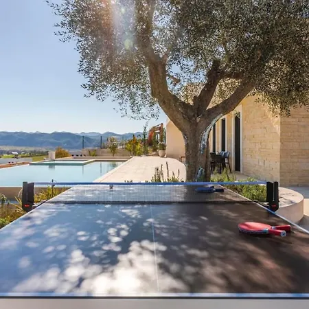 New And Modern Holiday Stunning Villa *